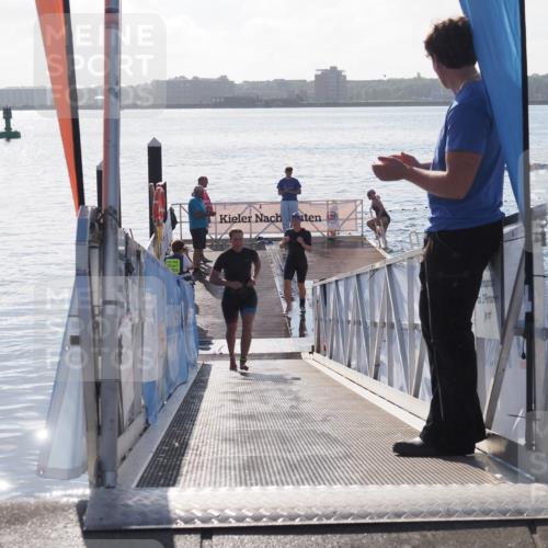 17.08.2025 - KN Förde Triathlon 2025 MichiJ http://msf.ph/oto/8580745 17.08.2025 09:19:10 Schwimmen 184, 173, 184, 219, 220 meine-sportfotos.de