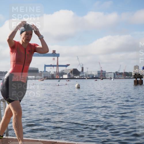 17.08.2025 - KN Förde Triathlon 2025 KatJ http://msf.ph/oto/8580802 17.08.2025 09:23:14 Schwimmen 218, 225, 237, 218, 225, 237 meine-sportfotos.de