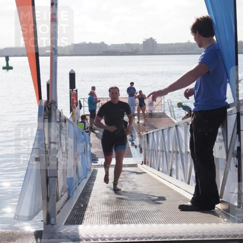 17.08.2025 - KN Förde Triathlon 2025 MichiJ http://msf.ph/oto/8580810 17.08.2025 09:19:13 Schwimmen 173, 184, 173, 184, 219, 220 meine-sportfotos.de