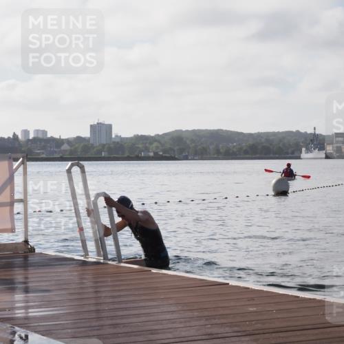 17.08.2025 - KN Förde Triathlon 2025 KatJ http://msf.ph/oto/8580817 17.08.2025 09:23:17 Schwimmen 218, 225, 237, 218, 225, 237 meine-sportfotos.de