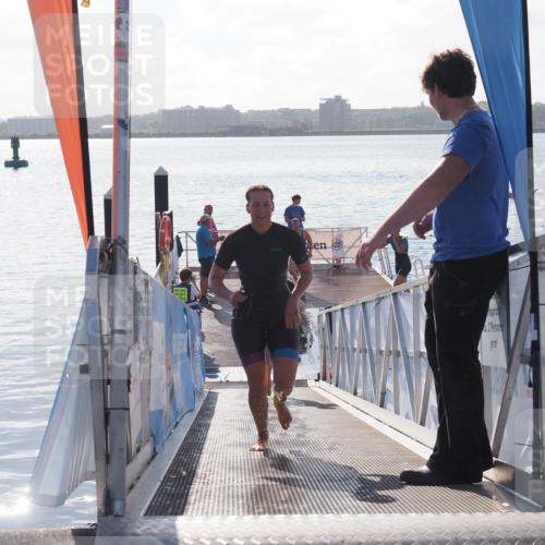 17.08.2025 - KN Förde Triathlon 2025 MichiJ http://msf.ph/oto/8580827 17.08.2025 09:19:13 Schwimmen 173, 184, 173, 184, 219, 220 meine-sportfotos.de