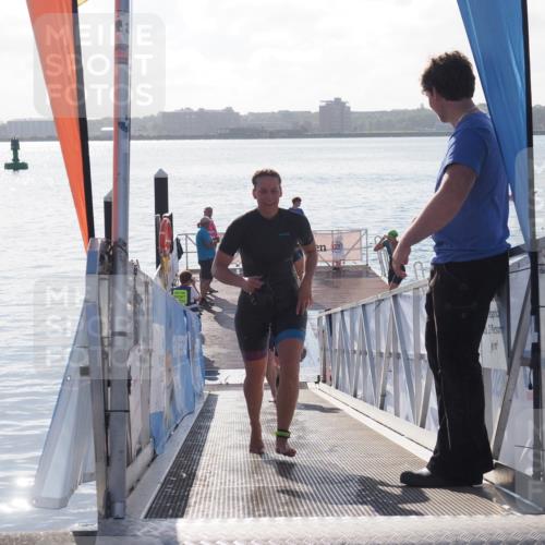 17.08.2025 - KN Förde Triathlon 2025 MichiJ http://msf.ph/oto/8580831 17.08.2025 09:19:13 Schwimmen 173, 184, 173, 184, 219, 220 meine-sportfotos.de