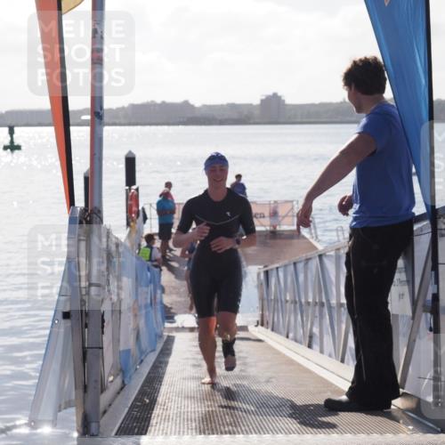 17.08.2025 - KN Förde Triathlon 2025 MichiJ http://msf.ph/oto/8580881 17.08.2025 09:19:16 Schwimmen 173, 184, 220, 173, 183, 219, 220 meine-sportfotos.de