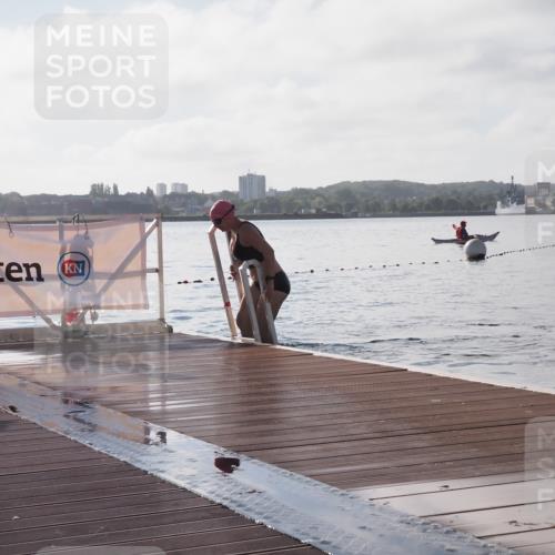 17.08.2025 - KN Förde Triathlon 2025 KatJ http://msf.ph/oto/8580927 17.08.2025 09:23:52 Schwimmen 231, 231 meine-sportfotos.de
