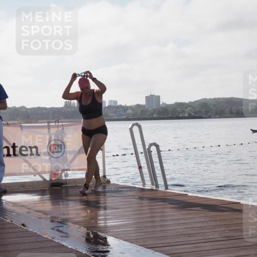 17.08.2025 - KN Förde Triathlon 2025 KatJ http://msf.ph/oto/8580941 17.08.2025 09:23:54 Schwimmen 231, 231 meine-sportfotos.de