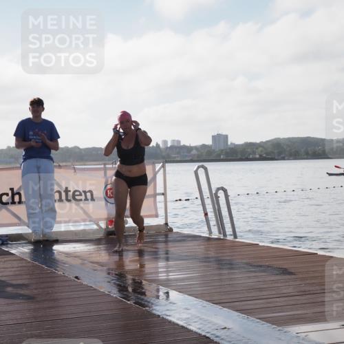 17.08.2025 - KN Förde Triathlon 2025 KatJ http://msf.ph/oto/8580953 17.08.2025 09:23:54 Schwimmen 231, 231 meine-sportfotos.de