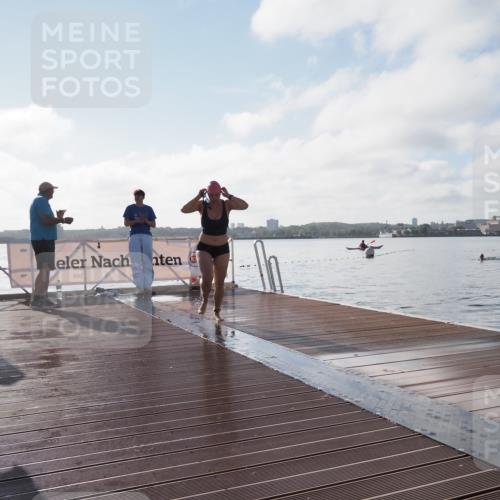 17.08.2025 - KN Förde Triathlon 2025 KatJ http://msf.ph/oto/8580964 17.08.2025 09:23:55 Schwimmen 231, 231 meine-sportfotos.de