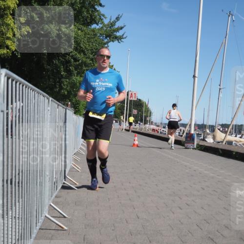 17.08.2025 - KN Förde Triathlon 2025 KatJ http://msf.ph/oto/8581004 17.08.2025 12:19:25 Laufen 626 meine-sportfotos.de