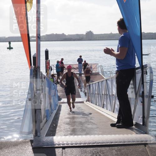 17.08.2025 - KN Förde Triathlon 2025 MichiJ http://msf.ph/oto/8581009 17.08.2025 09:19:31 Schwimmen 183, 219, 220, 183, 186, 187 meine-sportfotos.de