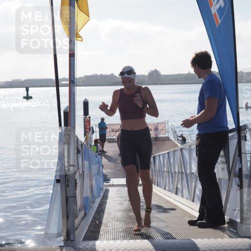 17.08.2025 - KN Förde Triathlon 2025 MichiJ http://msf.ph/oto/8581102 17.08.2025 09:19:36 Schwimmen 183, 186, 187, 186, 187, 190 meine-sportfotos.de