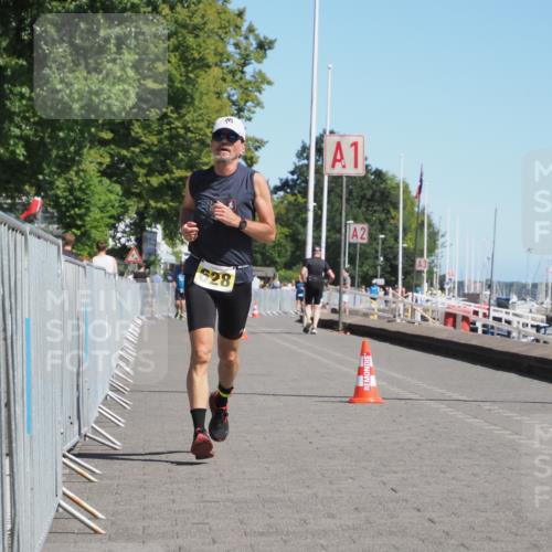 17.08.2025 - KN Förde Triathlon 2025 KatJ http://msf.ph/oto/8581298 17.08.2025 12:20:40 Laufen 628 meine-sportfotos.de