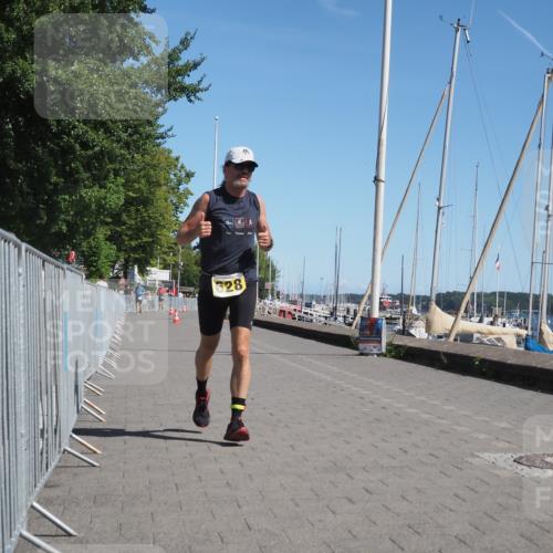 17.08.2025 - KN Förde Triathlon 2025 KatJ http://msf.ph/oto/8581323 17.08.2025 12:20:42 Laufen 628 meine-sportfotos.de