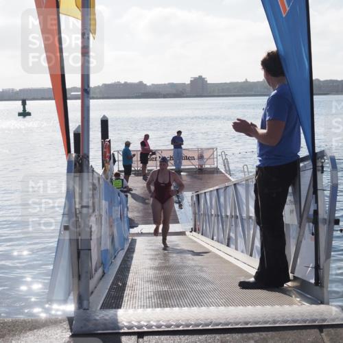 17.08.2025 - KN Förde Triathlon 2025 MichiJ http://msf.ph/oto/8581396 17.08.2025 09:20:05 Schwimmen 163, 195, 202, 179, 195 meine-sportfotos.de