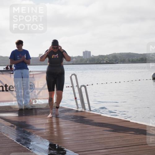 17.08.2025 - KN Förde Triathlon 2025 KatJ http://msf.ph/oto/8581411 17.08.2025 09:27:00 Schwimmen 245, 245 meine-sportfotos.de