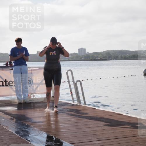 17.08.2025 - KN Förde Triathlon 2025 KatJ http://msf.ph/oto/8581415 17.08.2025 09:27:00 Schwimmen 245, 245 meine-sportfotos.de