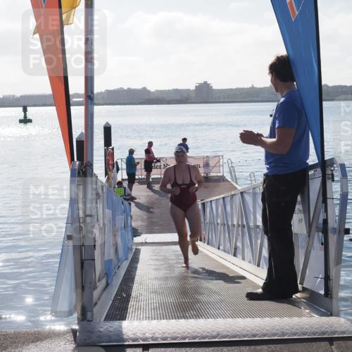 17.08.2025 - KN Förde Triathlon 2025 MichiJ http://msf.ph/oto/8581421 17.08.2025 09:20:06 Schwimmen 163, 195, 202, 179, 195 meine-sportfotos.de