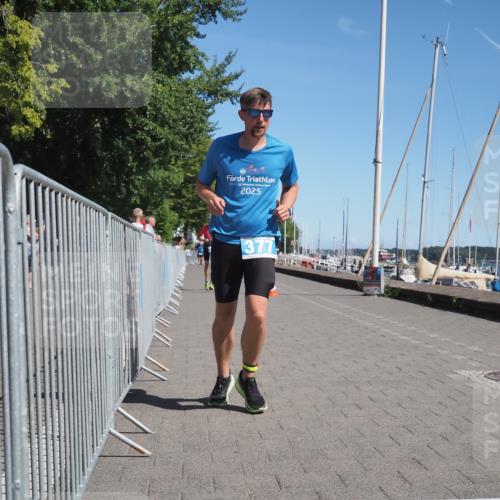 17.08.2025 - KN Förde Triathlon 2025 KatJ http://msf.ph/oto/8581432 17.08.2025 12:21:06 Laufen 355, 377 meine-sportfotos.de