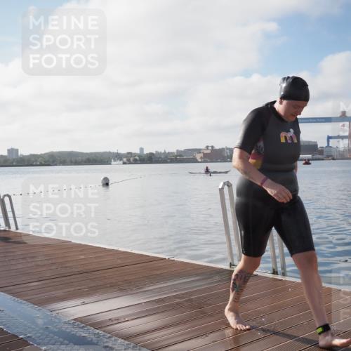 17.08.2025 - KN Förde Triathlon 2025 KatJ http://msf.ph/oto/8581444 17.08.2025 09:27:04 Schwimmen 245, 245 meine-sportfotos.de