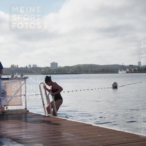 17.08.2025 - KN Förde Triathlon 2025 KatJ http://msf.ph/oto/8581456 17.08.2025 09:28:27 Schwimmen 207, 207 meine-sportfotos.de