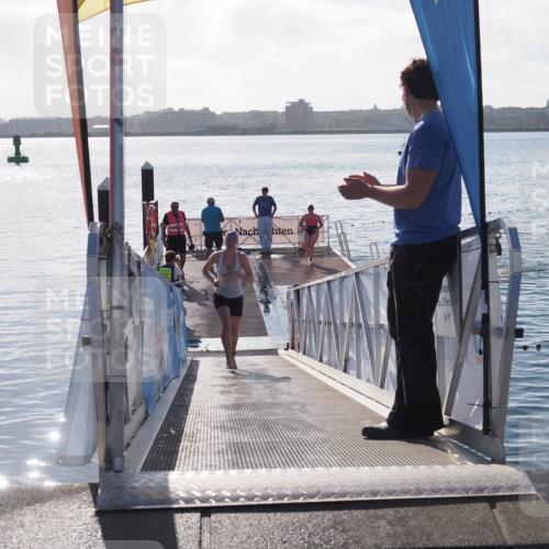 17.08.2025 - KN Förde Triathlon 2025 MichiJ http://msf.ph/oto/8581469 17.08.2025 09:20:18 Schwimmen 179, 195, 179, 196, 211 meine-sportfotos.de