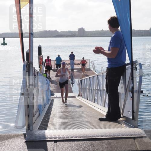 17.08.2025 - KN Förde Triathlon 2025 MichiJ http://msf.ph/oto/8581483 17.08.2025 09:20:18 Schwimmen 179, 195, 179, 196, 211 meine-sportfotos.de