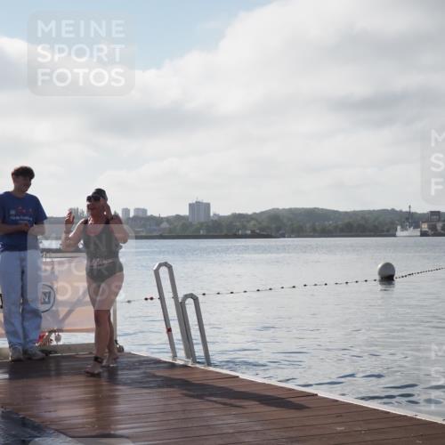 17.08.2025 - KN Förde Triathlon 2025 KatJ http://msf.ph/oto/8581484 17.08.2025 09:28:29 Schwimmen 207, 207 meine-sportfotos.de