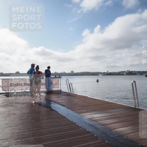 17.08.2025 - KN Förde Triathlon 2025 KatJ http://msf.ph/oto/8581518 17.08.2025 09:28:31 Schwimmen 207, 207 meine-sportfotos.de