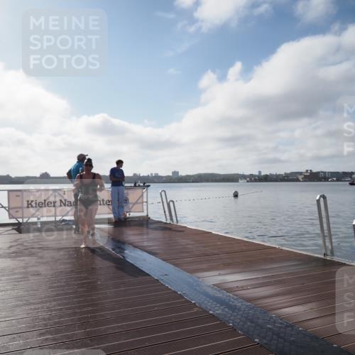 17.08.2025 - KN Förde Triathlon 2025 KatJ http://msf.ph/oto/8581522 17.08.2025 09:28:31 Schwimmen 207, 207 meine-sportfotos.de