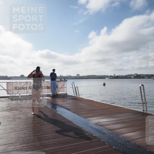 17.08.2025 - KN Förde Triathlon 2025 KatJ http://msf.ph/oto/8581535 17.08.2025 09:28:32 Schwimmen 207, 207 meine-sportfotos.de