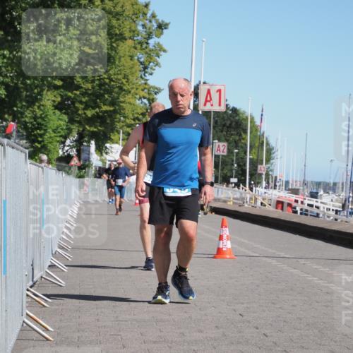 17.08.2025 - KN Förde Triathlon 2025 KatJ http://msf.ph/oto/8581553 17.08.2025 12:21:37 Laufen 335, 349 meine-sportfotos.de