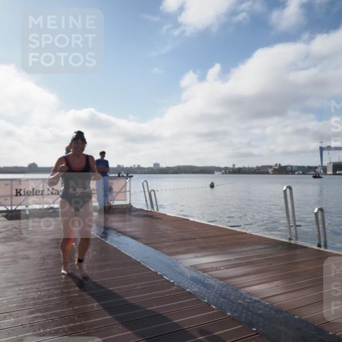 17.08.2025 - KN Förde Triathlon 2025 KatJ http://msf.ph/oto/8581557 17.08.2025 09:28:33 Schwimmen 207, 207 meine-sportfotos.de