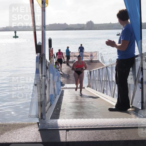 17.08.2025 - KN Förde Triathlon 2025 MichiJ http://msf.ph/oto/8581559 17.08.2025 09:20:24 Schwimmen 179, 196, 196, 211, 240 meine-sportfotos.de