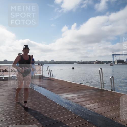 17.08.2025 - KN Förde Triathlon 2025 KatJ http://msf.ph/oto/8581561 17.08.2025 09:28:33 Schwimmen 207, 207 meine-sportfotos.de