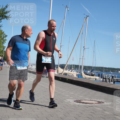 17.08.2025 - KN Förde Triathlon 2025 KatJ http://msf.ph/oto/8581577 17.08.2025 12:21:41 Laufen 335, 349 meine-sportfotos.de