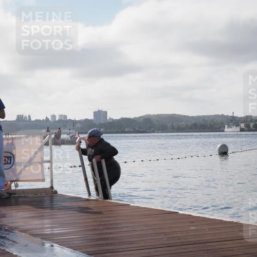 17.08.2025 - KN Förde Triathlon 2025 KatJ http://msf.ph/oto/8581583 17.08.2025 09:33:24 Schwimmen 238 meine-sportfotos.de