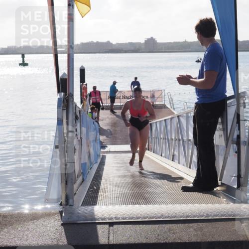 17.08.2025 - KN Förde Triathlon 2025 MichiJ http://msf.ph/oto/8581584 17.08.2025 09:20:24 Schwimmen 179, 196, 196, 211, 240 meine-sportfotos.de