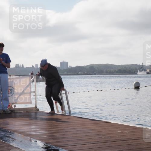 17.08.2025 - KN Förde Triathlon 2025 KatJ http://msf.ph/oto/8581596 17.08.2025 09:33:26 Schwimmen 238, 238 meine-sportfotos.de
