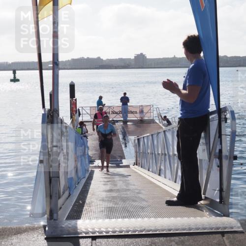 17.08.2025 - KN Förde Triathlon 2025 MichiJ http://msf.ph/oto/8581639 17.08.2025 09:20:31 Schwimmen 179, 196, 211, 188, 211, 240, 241 meine-sportfotos.de