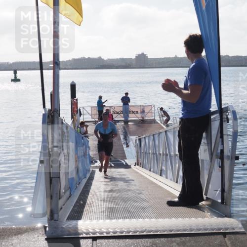 17.08.2025 - KN Förde Triathlon 2025 MichiJ http://msf.ph/oto/8581660 17.08.2025 09:20:32 Schwimmen 179, 196, 211, 188, 211, 240, 241 meine-sportfotos.de