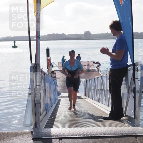 17.08.2025 - KN Förde Triathlon 2025 MichiJ http://msf.ph/oto/8581695 17.08.2025 09:20:33 Schwimmen 196, 211, 188, 211, 228, 240, 241 meine-sportfotos.de