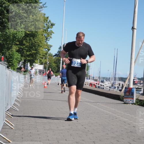 17.08.2025 - KN Förde Triathlon 2025 KatJ http://msf.ph/oto/8581712 17.08.2025 12:22:03 Laufen 326 meine-sportfotos.de