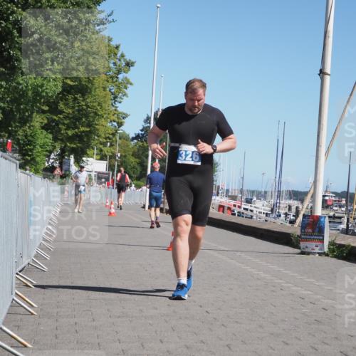 17.08.2025 - KN Förde Triathlon 2025 KatJ http://msf.ph/oto/8581716 17.08.2025 12:22:04 Laufen 326 meine-sportfotos.de