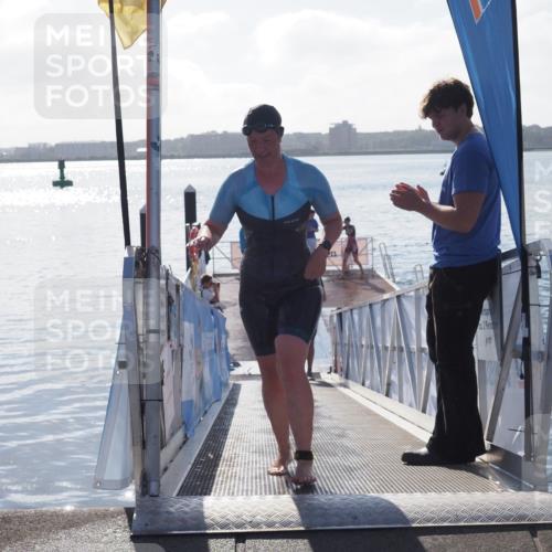 17.08.2025 - KN Förde Triathlon 2025 MichiJ http://msf.ph/oto/8581718 17.08.2025 09:20:34 Schwimmen 196, 211, 188, 211, 228, 240, 241 meine-sportfotos.de