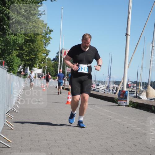 17.08.2025 - KN Förde Triathlon 2025 KatJ http://msf.ph/oto/8581719 17.08.2025 12:22:04 Laufen 326 meine-sportfotos.de