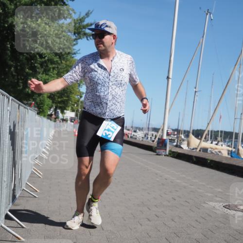 17.08.2025 - KN Förde Triathlon 2025 KatJ http://msf.ph/oto/8581918 17.08.2025 12:22:22 Laufen 375 meine-sportfotos.de