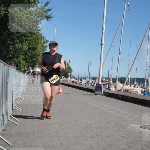 17.08.2025 - KN Förde Triathlon 2025 KatJ http://msf.ph/oto/8581996 17.08.2025 12:23:01 Laufen 614 meine-sportfotos.de
