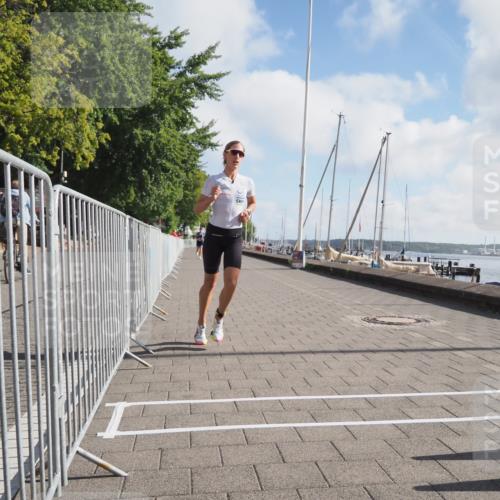 17.08.2025 - KN Förde Triathlon 2025 KatJ http://msf.ph/oto/8581999 17.08.2025 09:59:25 Laufen 105, 109 meine-sportfotos.de
