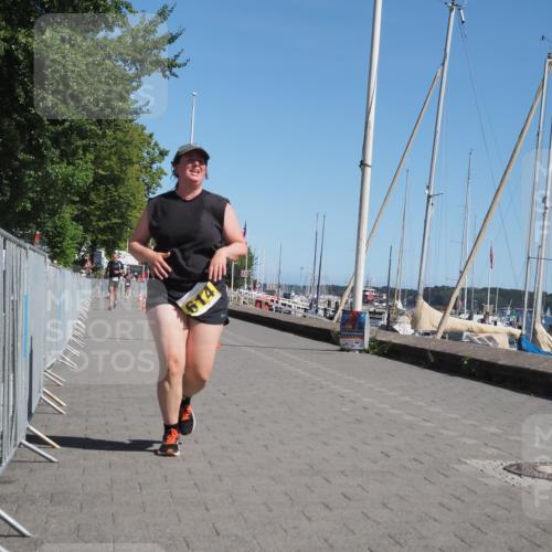 17.08.2025 - KN Förde Triathlon 2025 KatJ http://msf.ph/oto/8582006 17.08.2025 12:23:01 Laufen 614 meine-sportfotos.de
