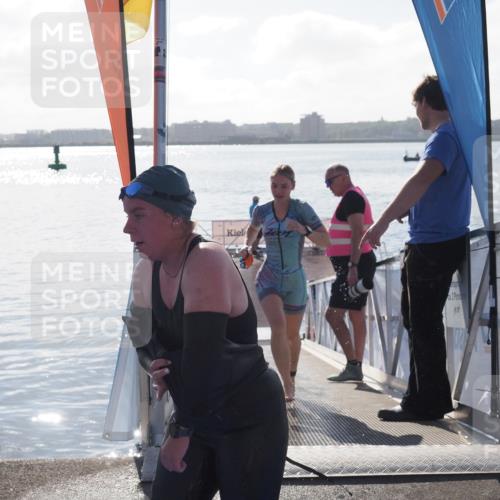 17.08.2025 - KN Förde Triathlon 2025 MichiJ http://msf.ph/oto/8582150 17.08.2025 09:21:08 Schwimmen 197, 200, 205, 216, 223, 216, 223 meine-sportfotos.de