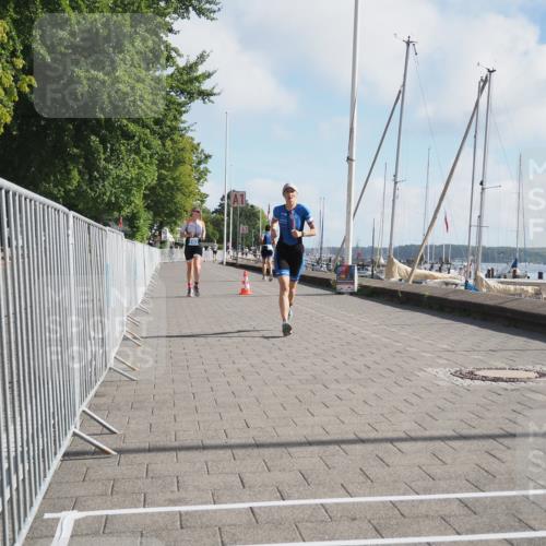 17.08.2025 - KN Förde Triathlon 2025 KatJ http://msf.ph/oto/8582159 17.08.2025 09:59:46 Laufen 103, 108 meine-sportfotos.de